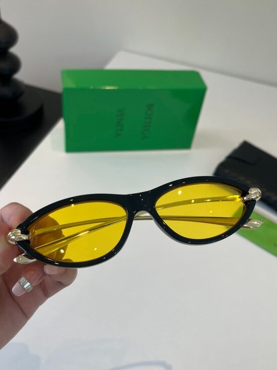Bottega Veneta New Black Gold Cat Eye Sunglasses Yellow Tinted Lens main image 4